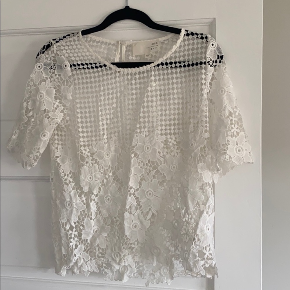 J.O.A white lace top (XS)